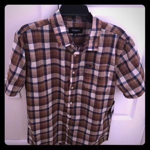 Short sleeve button up